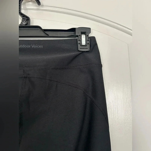 Outdoor Voices Black SuperForm 7/8 Legging Size small - Picture 9 of 13